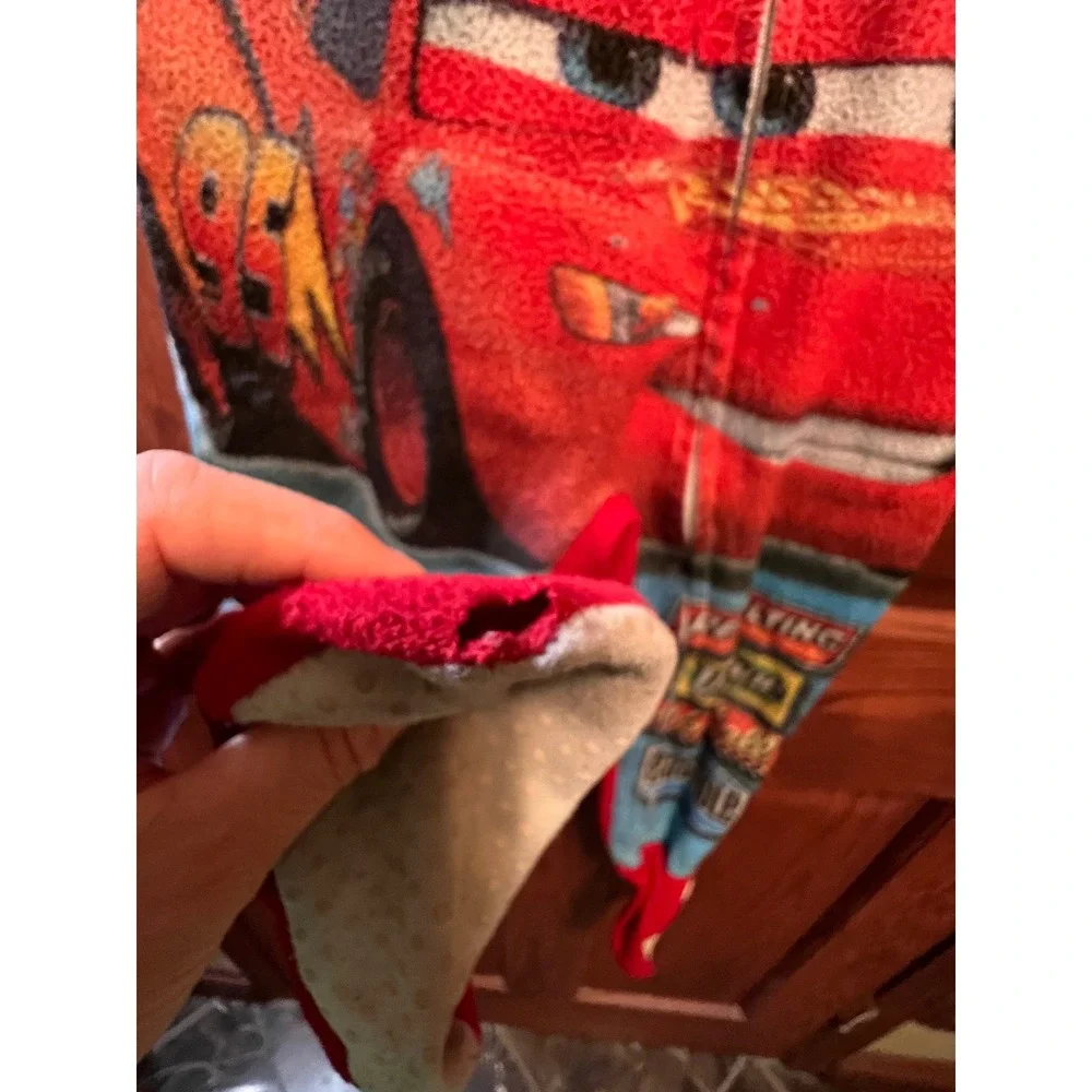 Disney Pixar Cars Lightning McQueen Piston Cup Fleece Footed Pajamas Size 4 Kids